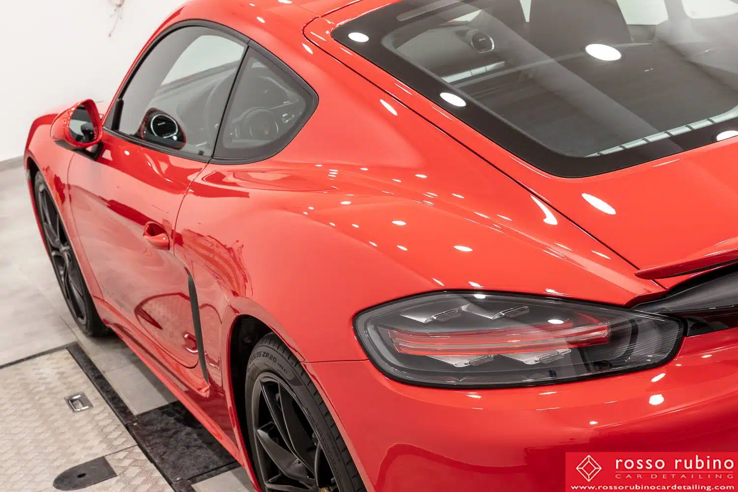 Porsche 718 Cayman 48 34393408 2171768276443697 138559604928806912 o