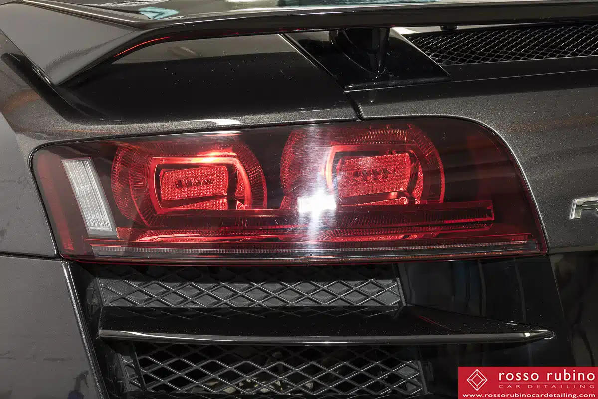 AUDI R8 23 8FX2757