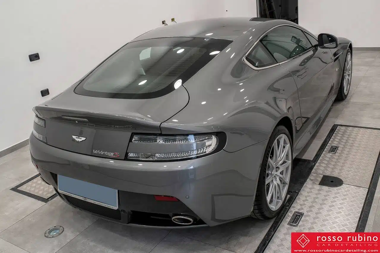 rosso rubino car detailing aston martin vantage 008