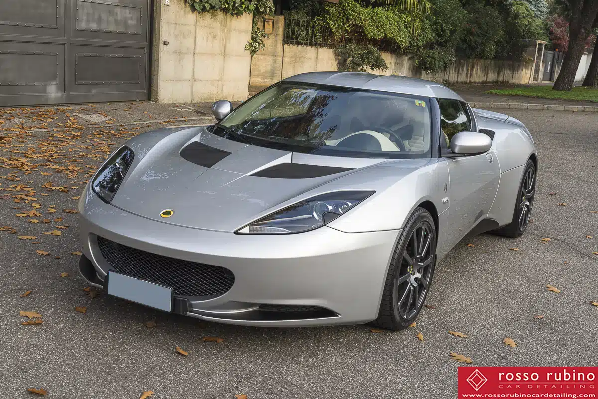 LOTUS EVORA 1