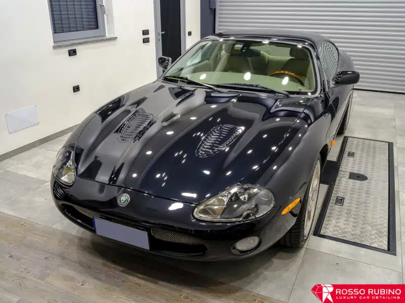 JAGUAR XKR 1